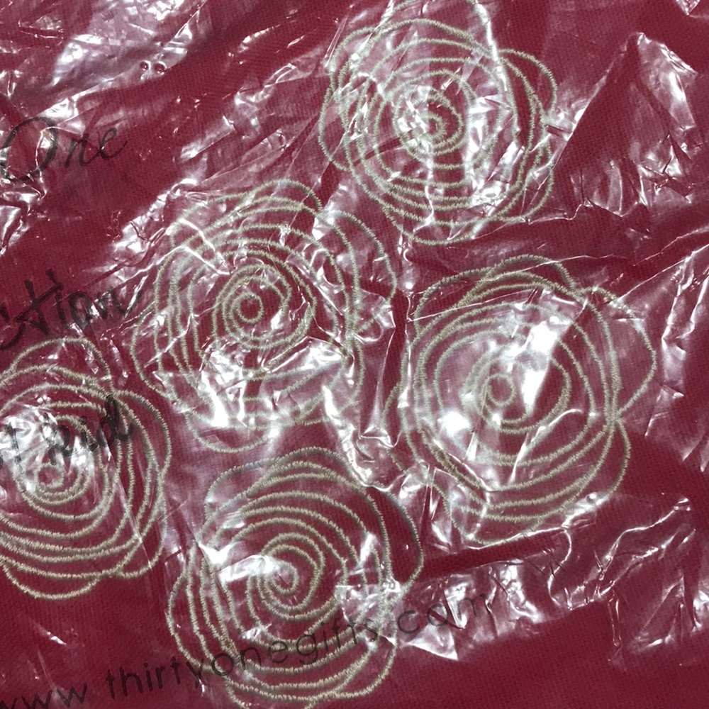 Thirty-One Fitted Purse Skirt